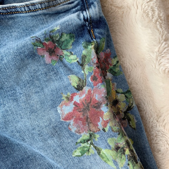 Zara Denim Jeans (worn once) - Picture 3 of 3